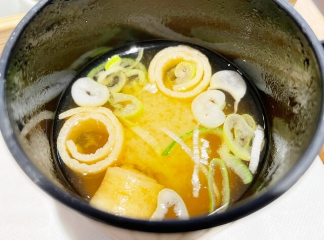 『お葱とお麩の仙台味噌汁』を撮影した画像
