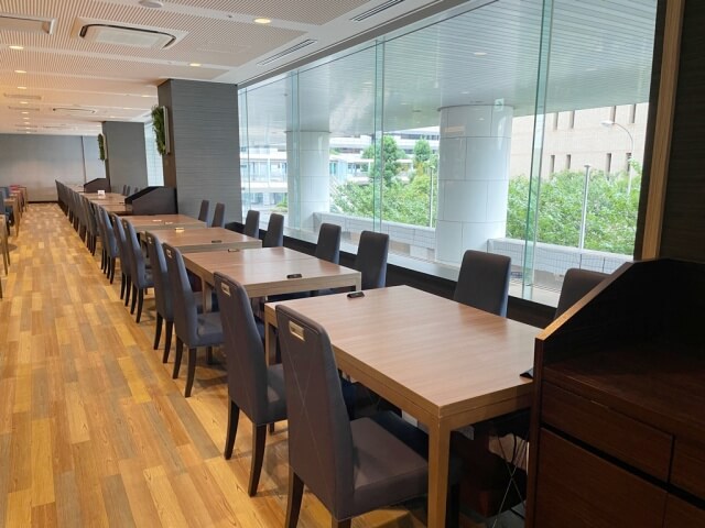 新横浜プリンスホテル朝食ブッフェ【ケッヘル】6：30に入店した時の店内の様子を撮影した画像