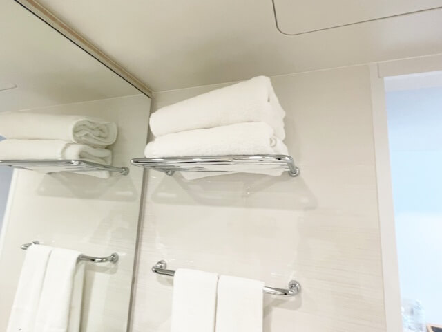 ホテルグランバッハ仙台・バスルームのバスタオルを撮影した画像