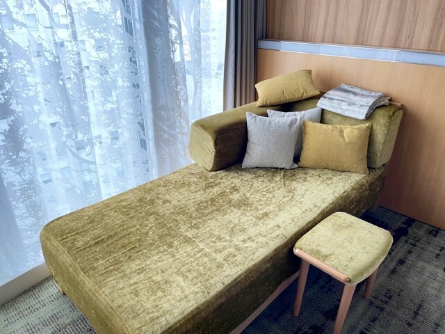 ホテルグランバッハ仙台のソファ＆クッション撮影した画像